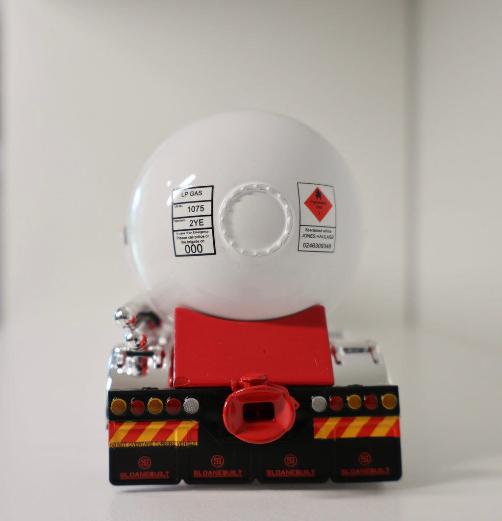 1:50 Scale LPG Tanker Model (PREORDER)